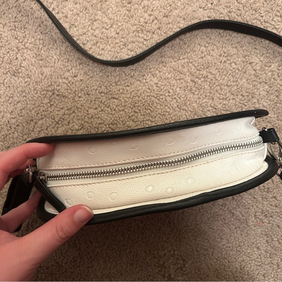 Disney “Oh Mickey!” Pop Art Speech Bubble Crossbody Purse - Picture 4 of 9